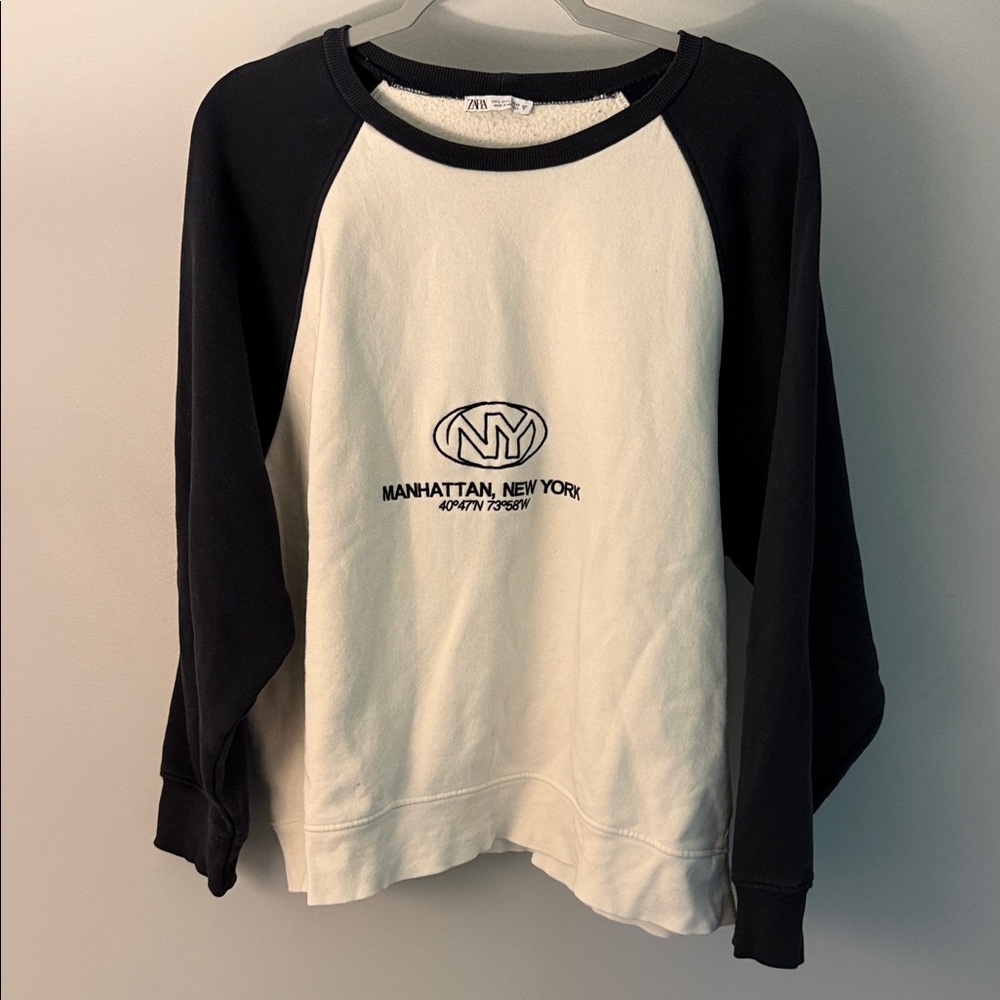 Zara Black and Cream Raglan Sweatshirt with Manhattan Logo